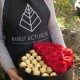 Cutie premium cu trandafiri rosii si Ferrero Rocher p2